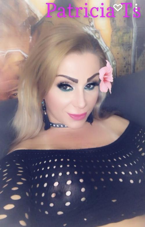 TRANS PATRICIA  A PARIS DE RETOUR,PATRICIA PARIXX TEL.06.50.77.13.40 , TRANS BLOND PATRICIA PARIXX A PARIS  METRO VOLONTAIRES.TEL.0640771340