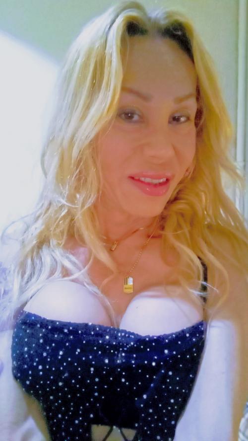 Claudia 0611056557